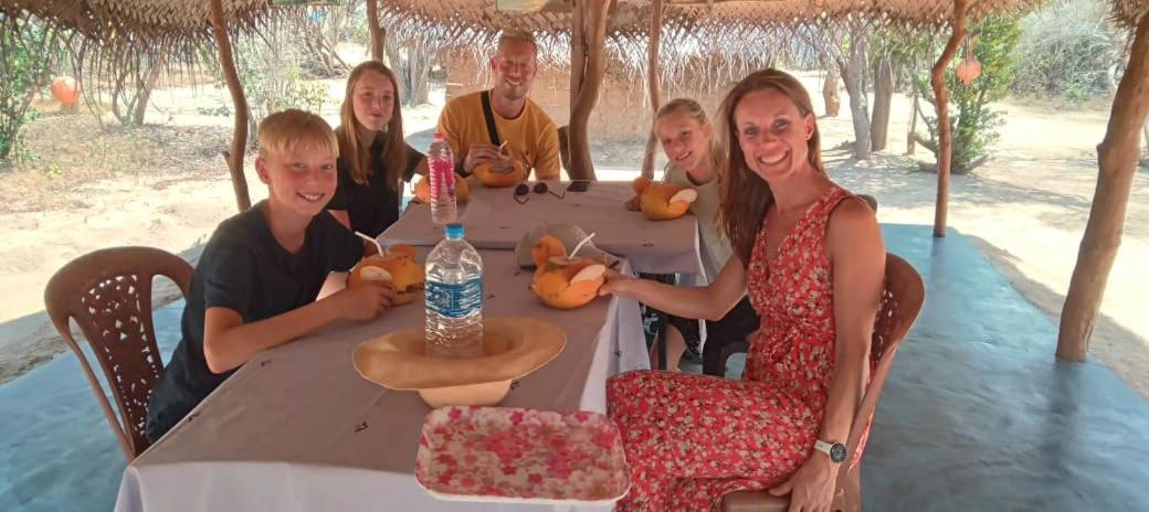 Hotel Eden Yala Zewnętrze zdjęcie
